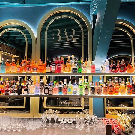 Grand Hotel En Residence De Draak Bergen op Zoom Bagian luar foto