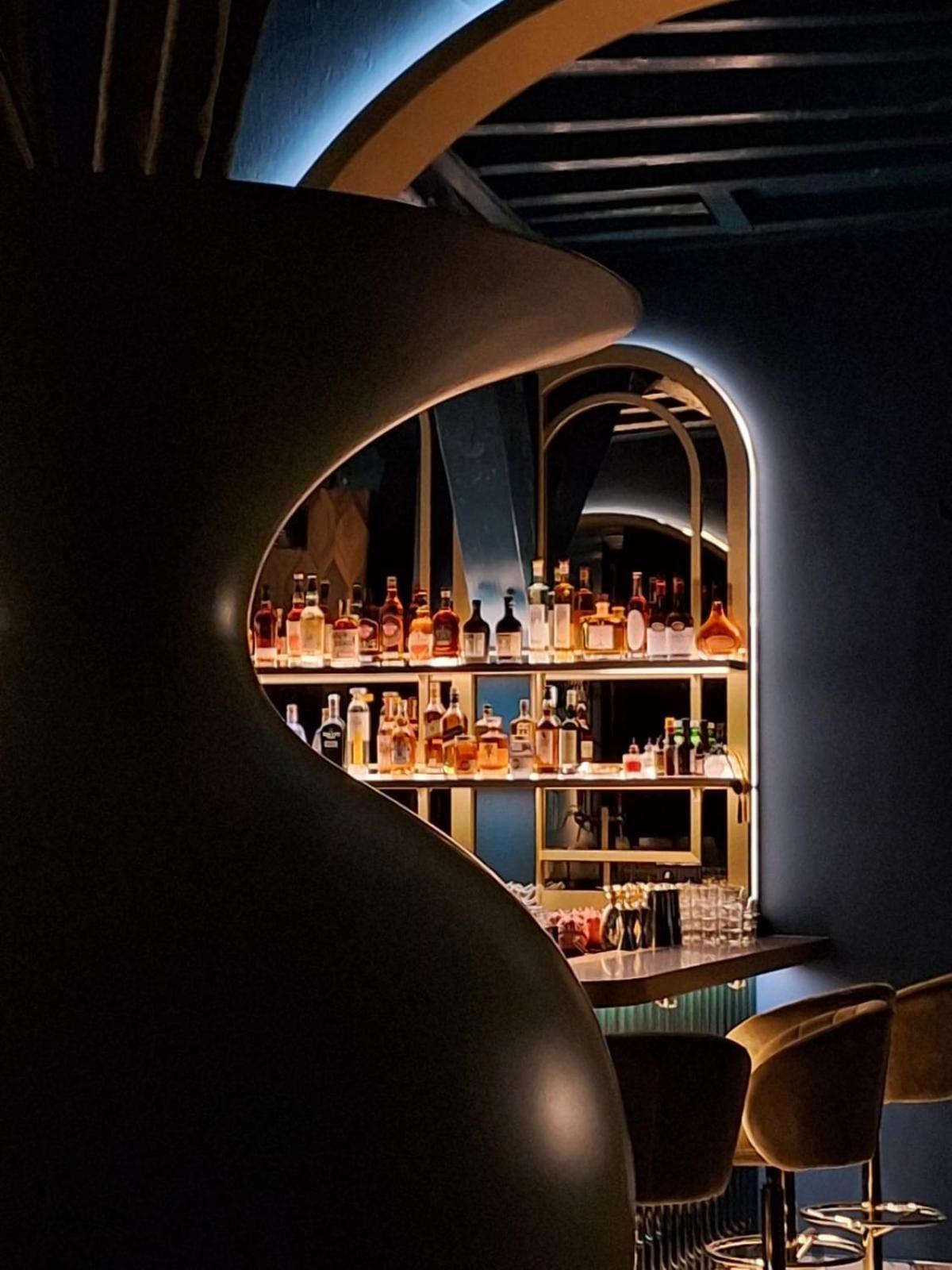 Grand Hotel En Residence De Draak Bergen op Zoom Bagian luar foto
